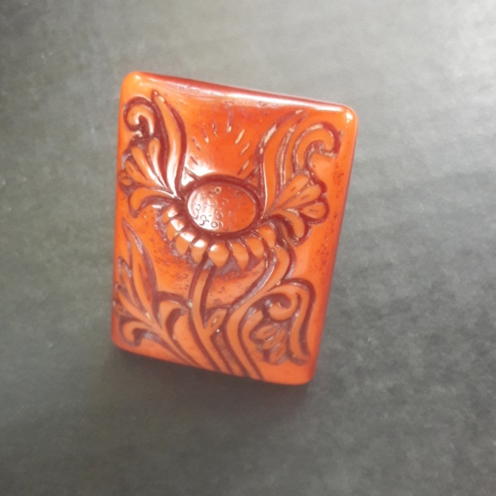 Vintage carved flower hippie ring🌻